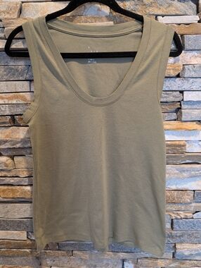 a new day Olive Green Scoop Neck Tank Top, Size XL